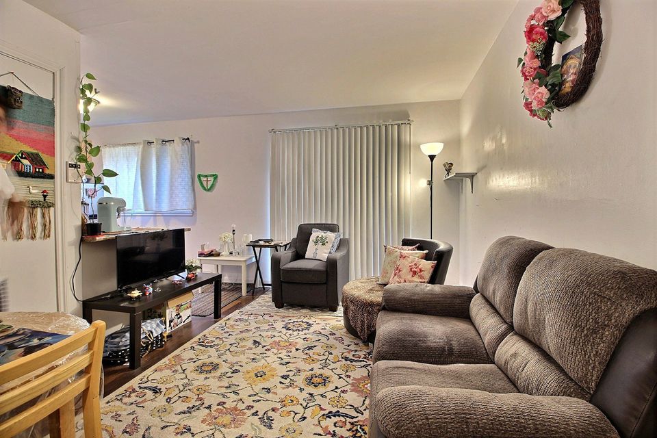 3025-10C CHEMIN SAINTE-FOY