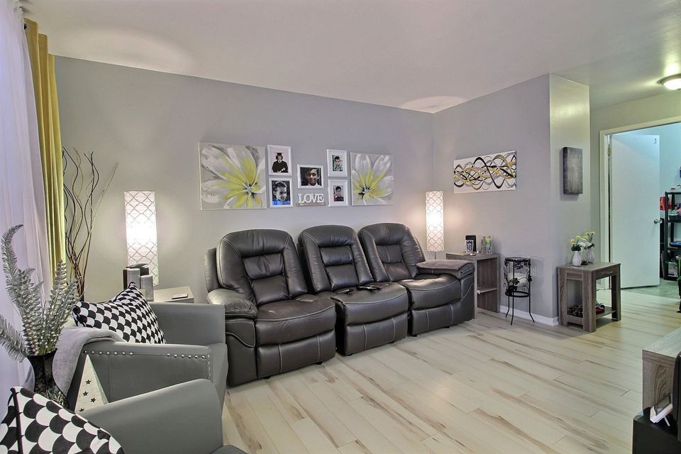 1340-C RUE DE LA COLLINE